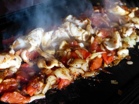 calamars et tomates à la plancha
